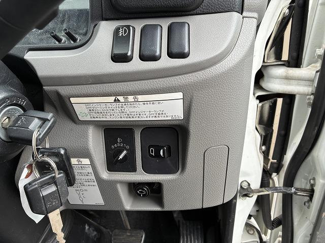 キャンター ２ｔ積・標準ロング・平ボディ・衝突軽減ブレーキ・ナビ・ＡＴ　２ｔ積・標準ロング・平ボディ・衝突軽減ブレーキ・ナビ・ＡＴ・バックカメラ・ＥＴＣ・電格ミラー・キーレス・フォグランプ・ドライブレコーダー（ＳＤ欠）メッキパーツ荷台内寸　Ｌ４３５８　Ｗ１７９３　Ｈ３７７（36枚目）