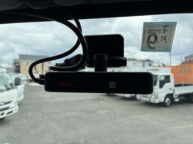 キャンター ２ｔ積・標準ロング・平ボディ・衝突軽減ブレーキ・ナビ・ＡＴ　２ｔ積・標準ロング・平ボディ・衝突軽減ブレーキ・ナビ・ＡＴ・バックカメラ・ＥＴＣ・電格ミラー・キーレス・フォグランプ・ドライブレコーダー（ＳＤ欠）メッキパーツ荷台内寸　Ｌ４３５８　Ｗ１７９３　Ｈ３７７（38枚目）