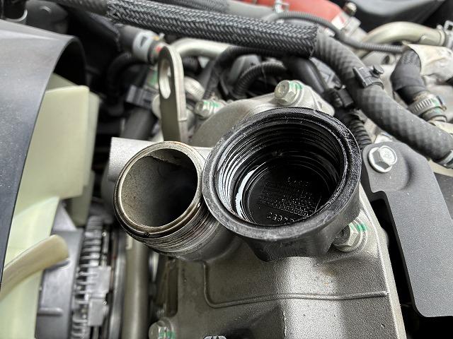 キャンター ２ｔ積・標準ロング・平ボディ・衝突軽減ブレーキ・ナビ・ＡＴ　２ｔ積・標準ロング・平ボディ・衝突軽減ブレーキ・ナビ・ＡＴ・バックカメラ・ＥＴＣ・電格ミラー・キーレス・フォグランプ・ドライブレコーダー（ＳＤ欠）メッキパーツ荷台内寸　Ｌ４３５８　Ｗ１７９３　Ｈ３７７（41枚目）