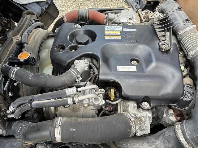 エルフトラック ２ｔ積・平・ＡＴ・メッキパーツ・全低床・検査付　２ｔ積・平・ＡＴ・メッキパーツ・全低床・フルセグナビ・左電格ミラー・フォグランプ・シートカバー・キーレス・ゲートチェーン・ホイールキャップ・荷台内寸　Ｌ３１１０　Ｗ１６０５　Ｈ３８０（17枚目）