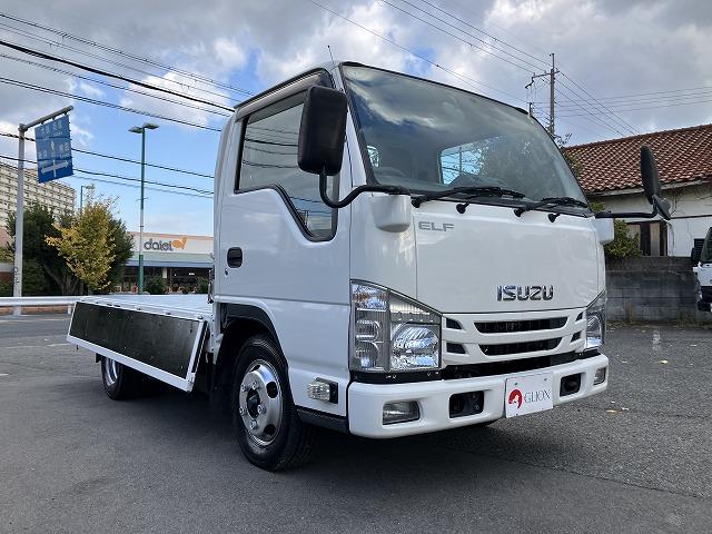 エルフトラック １．５５ｔ積・平ボディ・ナビ付・５ｔ未満・ＡＴ　１．５５ｔ積・平ボディ・ナビ付・５ｔ未満・ＡＴ・プリクラ・レーンアシスト・フォグランプ・左右電格ミラー・バックカメラ・ＥＴＣ・ドラレコ・キーレス・荷台内寸　Ｌ３１１９　Ｗ１６３３　Ｈ３７７（10枚目）