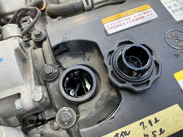 エルフトラック １．５５ｔ積・平ボディ・ナビ付・５ｔ未満・ＡＴ　１．５５ｔ積・平ボディ・ナビ付・５ｔ未満・ＡＴ・プリクラ・レーンアシスト・フォグランプ・左右電格ミラー・バックカメラ・ＥＴＣ・ドラレコ・キーレス・荷台内寸　Ｌ３１１９　Ｗ１６３３　Ｈ３７７（18枚目）