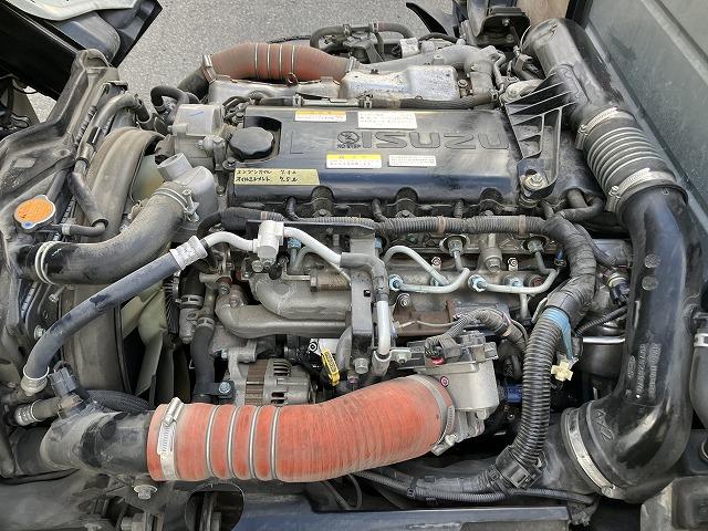 エルフトラック １．５５ｔ積・平ボディ・ナビ付・５ｔ未満・ＡＴ　１．５５ｔ積・平ボディ・ナビ付・５ｔ未満・ＡＴ・プリクラ・レーンアシスト・フォグランプ・左右電格ミラー・バックカメラ・ＥＴＣ・ドラレコ・キーレス・荷台内寸　Ｌ３１１９　Ｗ１６３３　Ｈ３７７（20枚目）