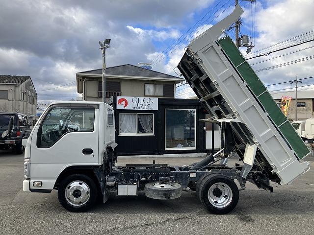 エルフトラック ３ｔ積・ダンプ・１０尺・ＡＴ・コボレーン・中間ピン　３ｔ積・ダンプ・１０尺・ＡＴ・コボレーン・中間ピン・衝突軽減ブレーキ・車線逸脱警報装置・フルセグナビ・左電格ミラー・ＡＥＢＳカメラ・ＥＴＣ・キーレス・荷台内寸　Ｌ３０５４　Ｗ１５９８　Ｈ３７３（4枚目）