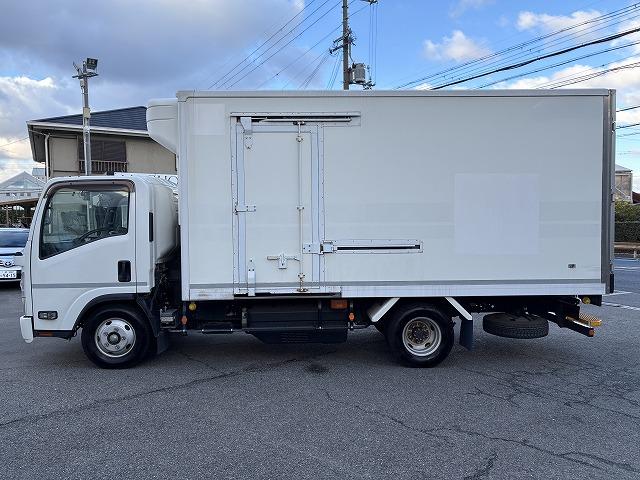 エルフトラック ー３０℃・冷蔵冷凍車・サイド扉・ワイドロング　ー３０℃・冷蔵冷凍車・サイド扉・東プレ製（２０１８．１）・前後冷凍機・２ｔ積・ＡＴ・Ｂカメラ・左電格ミラー・オートエアコン・ラッシングレール２段・荷台内寸　Ｌ４６０１　Ｗ１９７１　Ｈ２０６４（4枚目）