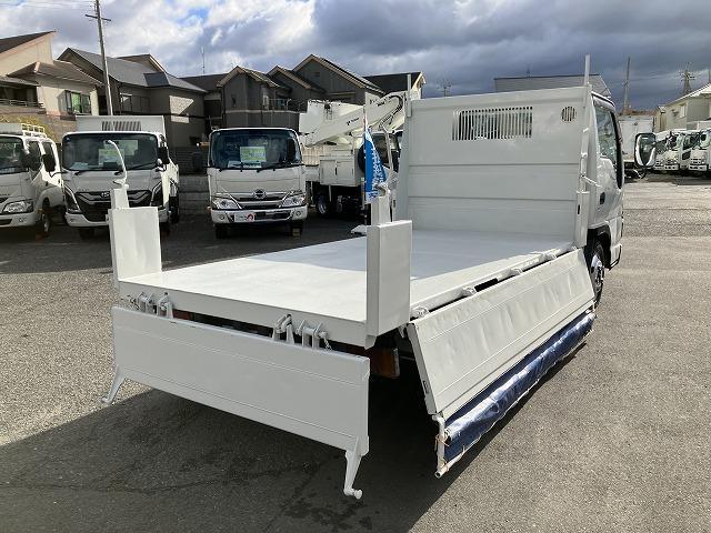 エルフトラック 全低床・強化ダンプ・コボレーン・５ＭＴ・ワンオーナー　・３ｔ積・全低床・新明和製強化ダンプ・ＤＲ２－０１１０ＳＹ・コボレーン・５ＭＴ・ワンオーナー・中間ピン・メッキパーツ・ＨＳＡ・ＥＴＣ・ドアバイザー・荷台内寸　Ｌ３０５４　Ｗ１６０３　Ｈ３７４（22枚目）