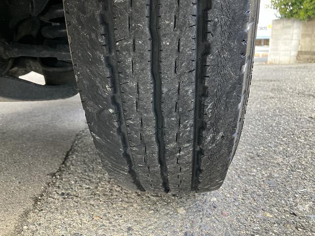 エルフトラック 全低床・強化ダンプ・コボレーン・５ＭＴ・ワンオーナー　・３ｔ積・全低床・新明和製強化ダンプ・ＤＲ２－０１１０ＳＹ・コボレーン・５ＭＴ・ワンオーナー・中間ピン・メッキパーツ・ＨＳＡ・ＥＴＣ・ドアバイザー・荷台内寸　Ｌ３０５４　Ｗ１６０３　Ｈ３７４（38枚目）