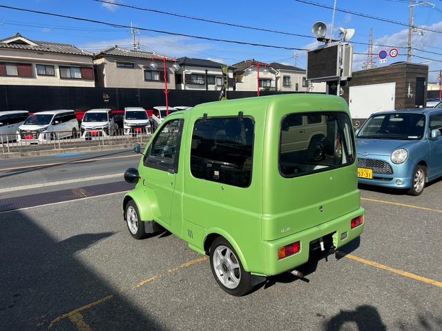 カーゴＤタイプ　ＡＣ付き２名乗車ライムグリーンＮＥＷペイント(9枚目)