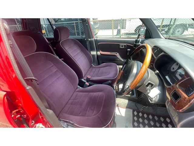 ミラジーノ ジーノターボ　ナビ　ＥＴＣ　マフラー　ＬＥＤヘッドライト　軽自動車　キーレス　アルミホイール　運転席エアバック　オートマ　ローダウン（12枚目）