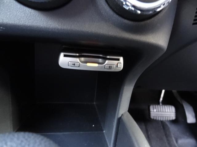 24G 4WD 3列シート SDナビ バックカメラ パドルシフト ETC HID オートライト フロントフォグ 革巻きハンドル Bluetooth USB接続端子(19枚目)