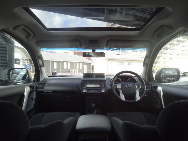 TX 4WD サンルーフ LEDヘッドライト スマートキー プッシュスタート ビルトインETC 社外メモリーナビ フルセグTV バックカメラ フロントフォグ 純正アルミホイール(4枚目)
