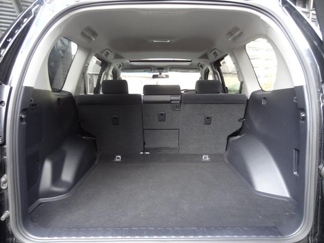 TX 4WD サンルーフ LEDヘッドライト スマートキー プッシュスタート ビルトインETC 社外メモリーナビ フルセグTV バックカメラ フロントフォグ 純正アルミホイール(14枚目)