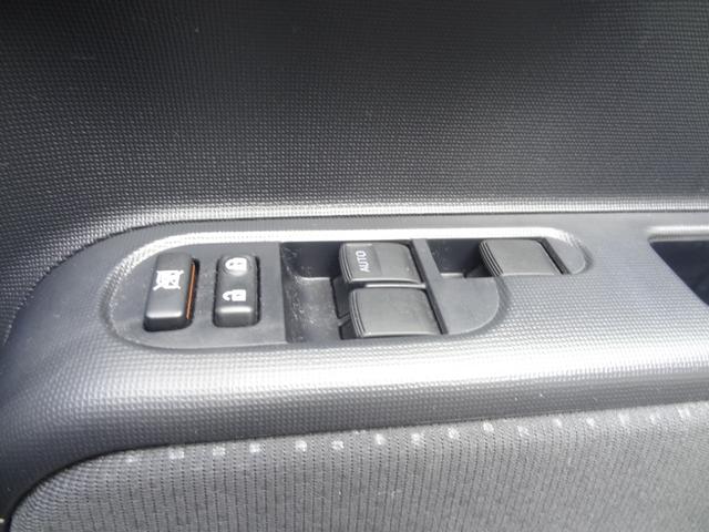 スペイド Ｆ　サイドアクセス車　脱着シート仕様手動式　３人乗　プリクラッシュセーフティ　オートマチックハイビーム　車線逸脱警報システム　モデリスタエアロ　スマートキー　純正ＳＤナビ　バックカメラ　Ｂｌｕｅｔｏｏｔｈ（28枚目）