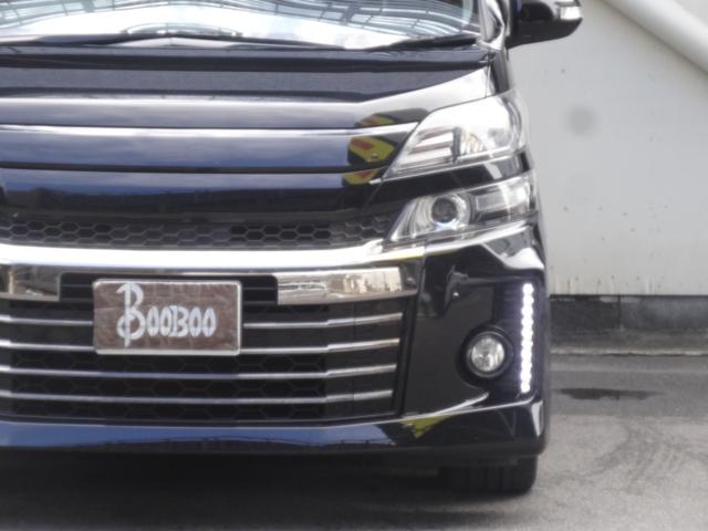 ヴェルファイア ２．４Ｚ　Ｇ’ｓ　Ｇｓ専用シート　１９インチＡＷ　エアロ　Ｐスタート　フロアマット　アルパイン９インチナビ　フルセグ　Ｂｌｕｅｔｏｏｔｈ　Ｂカメラ　革巻ハンドル　ステリモ　両側パワースライドドア　ＬＥＤ　ＥＴＣ（9枚目）