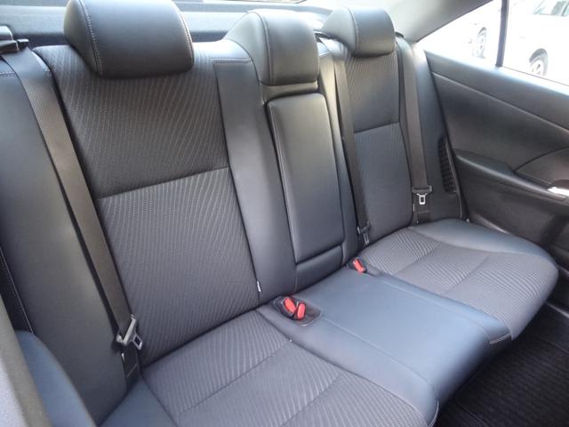 カムリ ハイブリッド Gパッケージ・プレミアムブラック サンルーフ モデリスタエアロ ハーフレザー クルコン 運転席パワーシート 純正SDナビ スマートキー 障害物センサー Pスタート 純正AW 革巻コンビハンドル バックカメラ Bluetooth(13枚目)