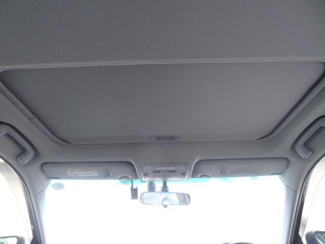 カムリ ハイブリッド Gパッケージ・プレミアムブラック サンルーフ モデリスタエアロ ハーフレザー クルコン 運転席パワーシート 純正SDナビ スマートキー 障害物センサー Pスタート 純正AW 革巻コンビハンドル バックカメラ Bluetooth(16枚目)