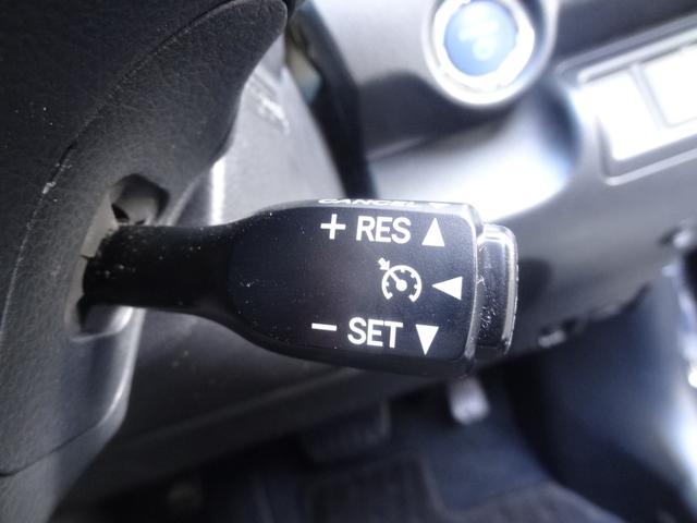 カムリ ハイブリッド Gパッケージ・プレミアムブラック サンルーフ モデリスタエアロ ハーフレザー クルコン 運転席パワーシート 純正SDナビ スマートキー 障害物センサー Pスタート 純正AW 革巻コンビハンドル バックカメラ Bluetooth(19枚目)