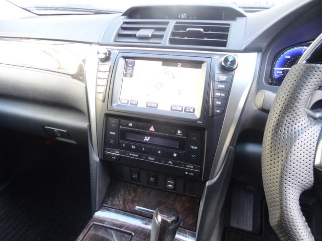 カムリ ハイブリッド Gパッケージ・プレミアムブラック サンルーフ モデリスタエアロ ハーフレザー クルコン 運転席パワーシート 純正SDナビ スマートキー 障害物センサー Pスタート 純正AW 革巻コンビハンドル バックカメラ Bluetooth(24枚目)