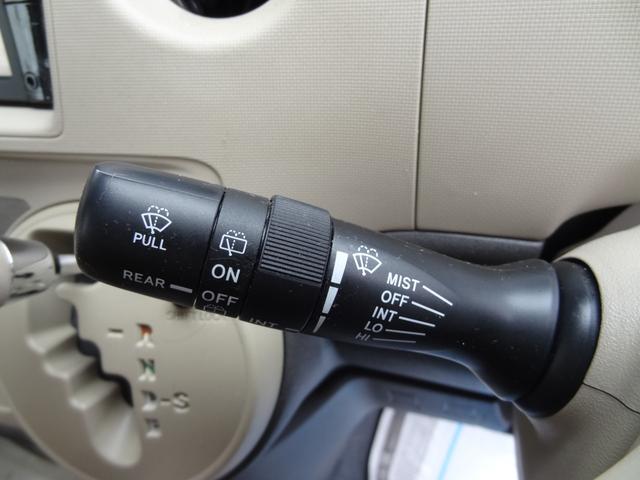 シエンタ Ｘ　Ｌパッケージ　左Ｐスラ　純正ナビ　ＢＴ接続　Ｂカメ　コーナーセンサー　ＨＩＤ　Ｆフォグ　ＥＴＣ　純正センターコンソール（19枚目）