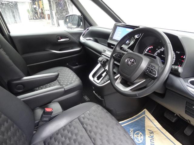 ヴォクシー Ｓ－Ｚ　モデリスタエアロ　モデリスタシグネクチャーイルミ　セーフティセンス　ディスプレイオーディオ　Ｂカメラ　先進ライト　両側パワースライドドア　ＢＳＭ　ＩＣＳ　ＥＴＣ２．０　前席シートヒーター　革巻ハンドル（11枚目）