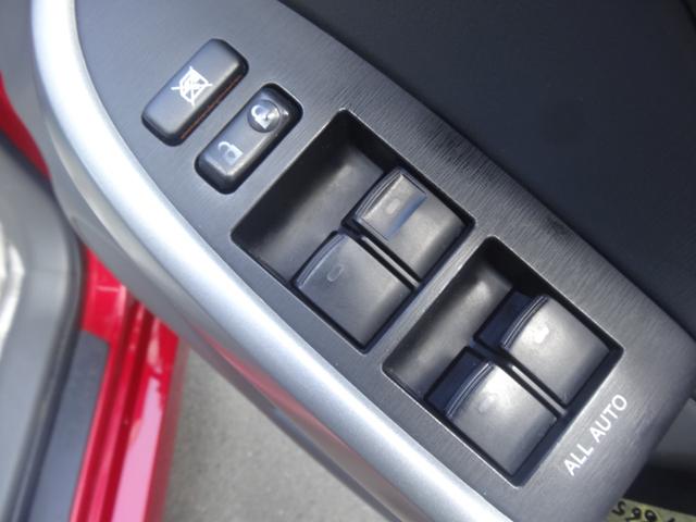 プリウス Sツーリングセレクション プッシュスタート ルーフ・ドアノブ・ミラーブラック塗装 ツーリングAW ETC 純正SDナビ バックカメラ LED Fフォグ ステアリングリモコン CD ワンセグ オートライト オートエアコン(16枚目)