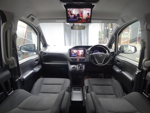 ヴォクシー ハイブリッドV フルエアロ(モデリスタ) モデリスタバンパー クルコン 両側Pスラ 10インチアルパインナビ 10.2インチ後席モニター 社外17インチAW シートヒーター スマートキー Pスタート(3枚目)