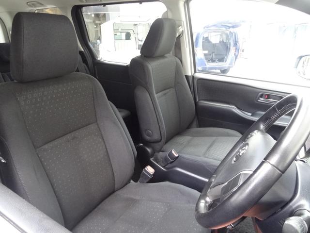 ヴォクシー ハイブリッドV フルエアロ(モデリスタ) モデリスタバンパー クルコン 両側Pスラ 10インチアルパインナビ 10.2インチ後席モニター 社外17インチAW シートヒーター スマートキー Pスタート(10枚目)