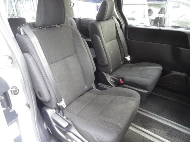 ヴォクシー ハイブリッドV フルエアロ(モデリスタ) モデリスタバンパー クルコン 両側Pスラ 10インチアルパインナビ 10.2インチ後席モニター 社外17インチAW シートヒーター スマートキー Pスタート(11枚目)