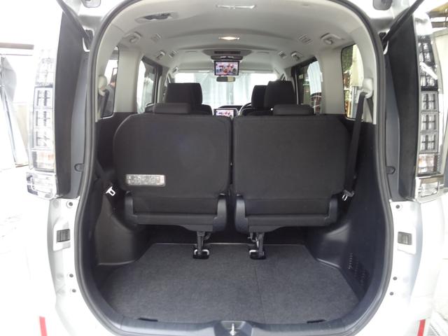 ヴォクシー ハイブリッドV フルエアロ(モデリスタ) モデリスタバンパー クルコン 両側Pスラ 10インチアルパインナビ 10.2インチ後席モニター 社外17インチAW シートヒーター スマートキー Pスタート(13枚目)