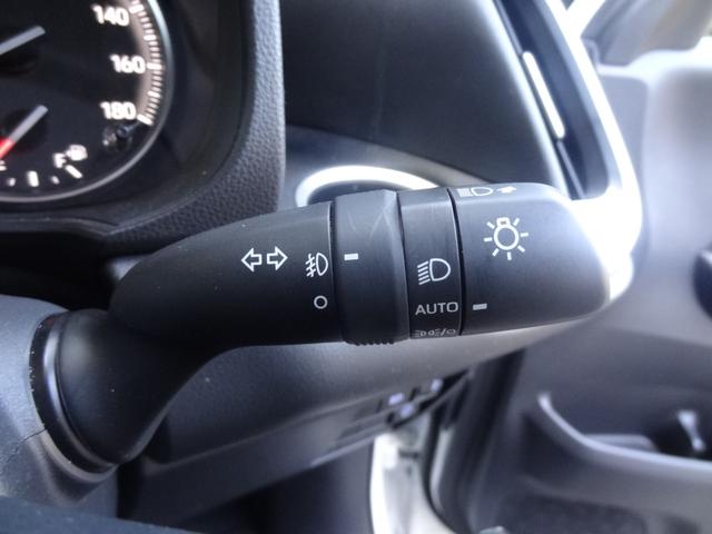 ノア Ｓ－Ｇ　ワンオーナー　レーダークルコン　両側Ｐスラ　左側オートステップ　ハンズフリーパワースライドドア　アラウンドビューモニター　レーンアシスト　衝突軽減ブレーキ　障害物センサー　ロードサインアシスト（19枚目）