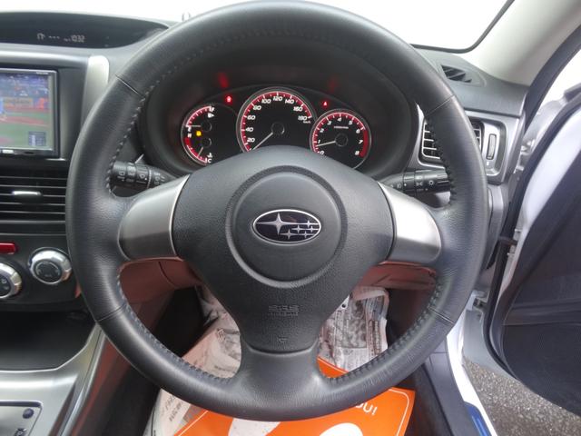 ＸＶ ２．０ｉ　４ＷＤ　ルーフレール　ＨＩＤ　Ｆフォグ　ＭＴモード　スマートキー　Ｐスタート　純正ＡＷ　社外ＡＷ　社外ナビ　ワンセグ　エコモード　オートエアコン（16枚目）