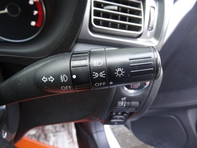 ＸＶ ２．０ｉ　４ＷＤ　ルーフレール　ＨＩＤ　Ｆフォグ　ＭＴモード　スマートキー　Ｐスタート　純正ＡＷ　社外ＡＷ　社外ナビ　ワンセグ　エコモード　オートエアコン（18枚目）