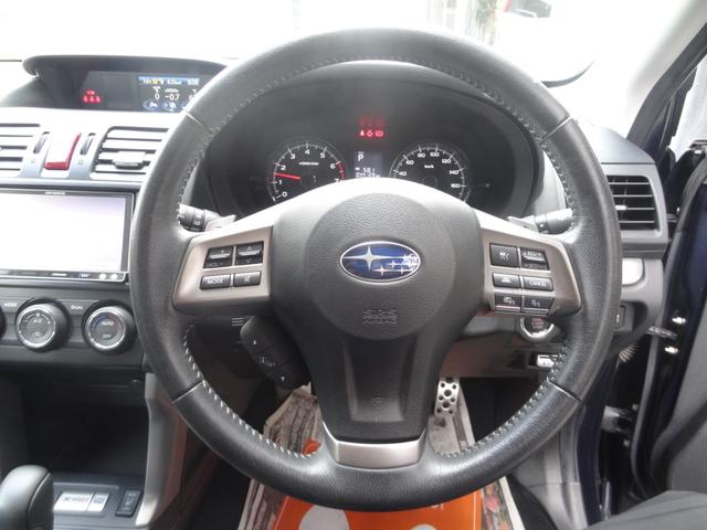 フォレスター ２．０ＸＴ　アイサイト　４ＷＤ　ターボ車　アイサイト　衝突軽減ブレーキ　車線逸脱警報　レーダークルコン　ハーフレザー　パワーシート　シートヒーター　パドルシフト　スマートキー　プッシュスタート　ＥＴＣ　Ｂカメラ（13枚目）