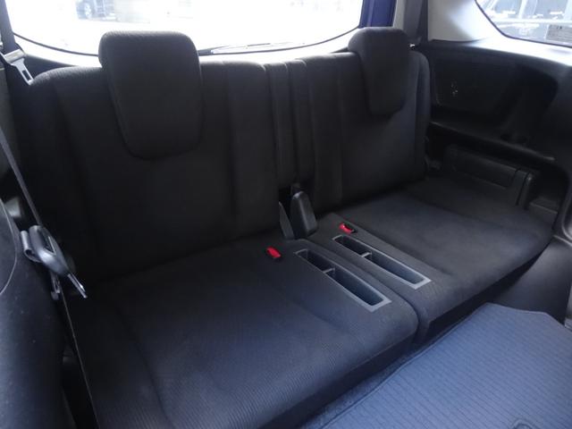 フリード Ｇ　ジャストセレクション　スマートキー　左側パワースライドドア　ＥＴＣ　バックカメラ　純正メモリーナビ　ワンセグＴＶ　ＣＤ　ＤＶＤ　オートエアコン　オートライト　ステリモ（11枚目）