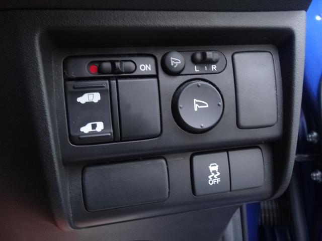 フリード Ｇ　ジャストセレクション　スマートキー　左側パワースライドドア　ＥＴＣ　バックカメラ　純正メモリーナビ　ワンセグＴＶ　ＣＤ　ＤＶＤ　オートエアコン　オートライト　ステリモ（19枚目）