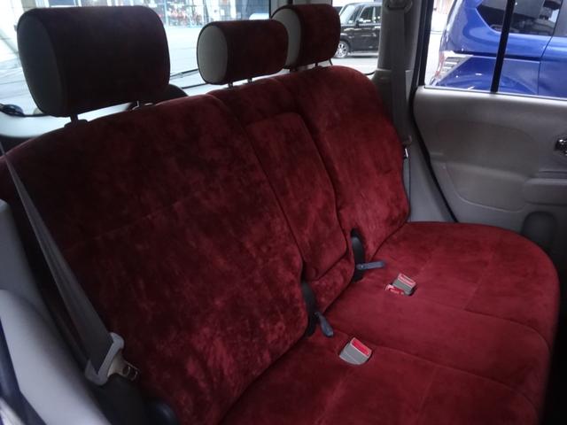 キューブ １５Ｘ　パーティーレッドセレクション　スマートキー　プッシュスタート　純正ＨＤＤナビ　ＥＴＣ　バックカメラ　Ｂｌｕｅｔｏｏｔｈ　ベンチシート　ＣＤ　ＤＶＤ　ＡＵＸ　ミュージックサーバー　レベライザー　ワンセグＴＶ（10枚目）