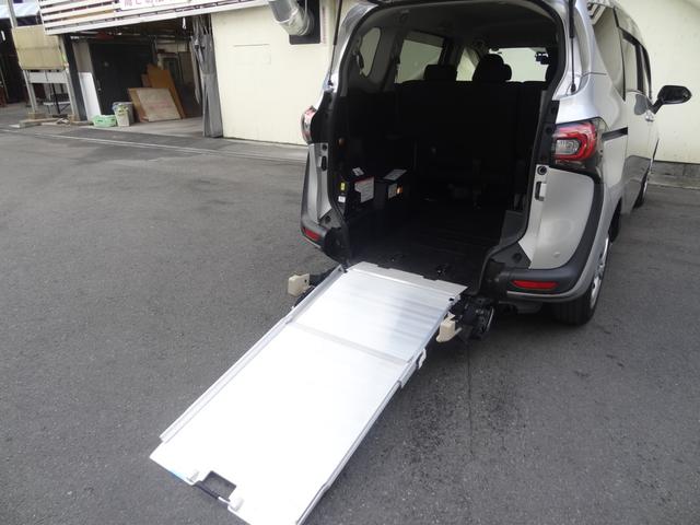 シエンタ G 車椅子仕様車タイプI助手席セカンドシート付 ワンオーナー ディーラー記録簿 スローパー 車いす固定装置 両側Pスラ エアサス LED Fフォグ TSS スマートキー Pスタート コーナーセンサー(12枚目)