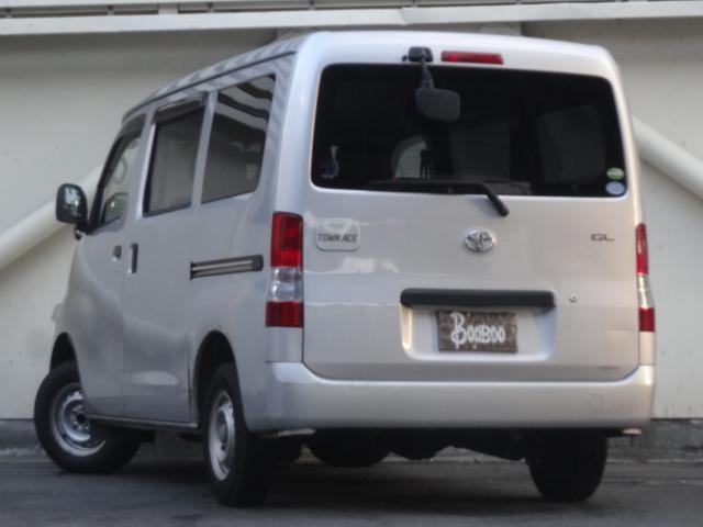 タウンエースバン ＧＬ　両側スライド　ＥＴＣ　純正オーディオ　ＰＷ（前のみ）　マニュアルエアコン　ＡＢＳ　レベライザー（5枚目）
