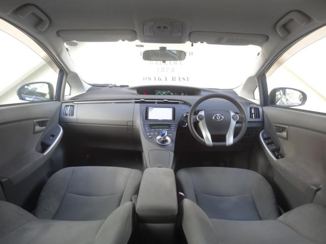 プリウス Ｓ　スマートキー　Ｐスタート　純正ＡＷ　カロツエリアナビ　Ｆフォグ　バックカメラ　ＥＴＣ　ＣＤ　ＤＶＤ　オートライト　オートエアコン（3枚目）