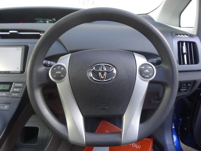 プリウス Ｓ　スマートキー　Ｐスタート　純正ＡＷ　カロツエリアナビ　Ｆフォグ　バックカメラ　ＥＴＣ　ＣＤ　ＤＶＤ　オートライト　オートエアコン（13枚目）