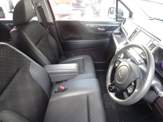 N-WGNカスタム G・Lパッケージ クルーズコントロール ハーフレザーシート スマートキー プッシュスタート 革巻きハンドル 社外メモリナビ バックカメラ ETC フロントフォグライト オートライト オートエアコン 純正14インチアルミ(9枚目)