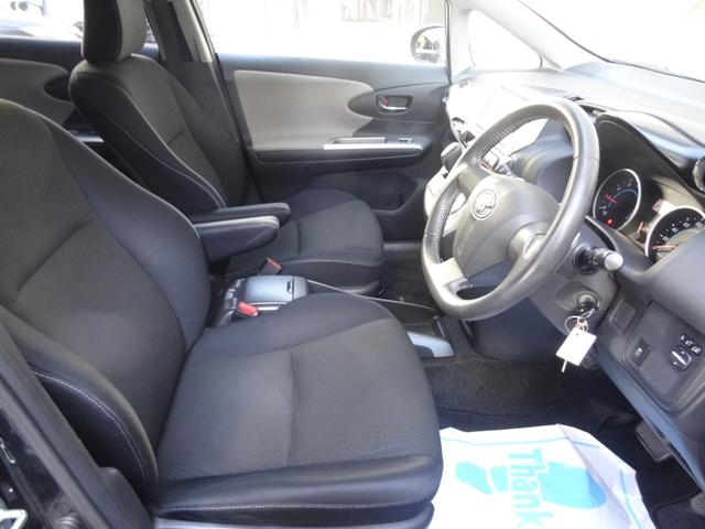 ウィッシュ １．８Ｓ　ワンオーナー　パドルシフト　ＨＩＤ　オートライト　フロントフォグ　純正ＨＤＤナビ　バックカメラ　ＢＴ接続　フルセグ　革巻ハンドル　ビルトインＥＴＣ　純正ＡＷ　オートエアコン（10枚目）