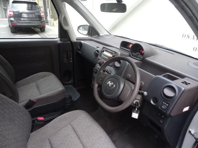 ポルテ 　助手席リフトアップシート車　Ａタイプ　手動車いす用収納装置＜電動式＞なし　左側パワースライドドア　ステアリングリモコン　フロントフォグ　純正オーディオ　電動格納ミラー（12枚目）