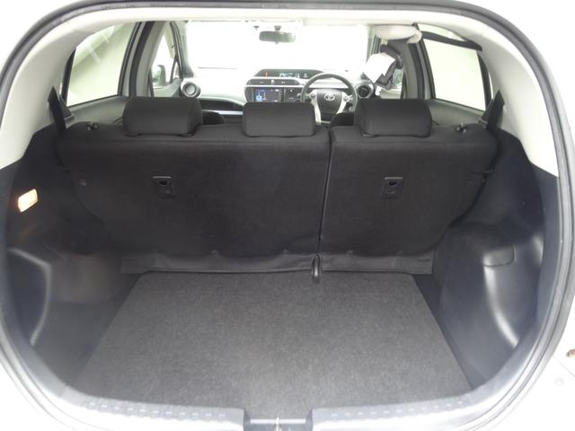 アクア Ｓ　純正ＳＤナビ　Ｂカメ　Ｂｌｕｅｔｏｏｔｈ　ステリモ　ＥＴＣ　キーレスキー　純正セキュリティーアラーム　ワンセグＴＶ（11枚目）