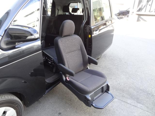 スペイド 　福祉車両　Ｆ　助手席リフトアップシート車　Ａタイプ　　スマートキー　プッシュスタート　純正ＳＤナビ　バックカメラ　フルセグ　Ｂｌｕｅｔｏｏｔｈ　ＥＴＣ　ステリモ　ＨＩＤ　オートライト（11枚目）
