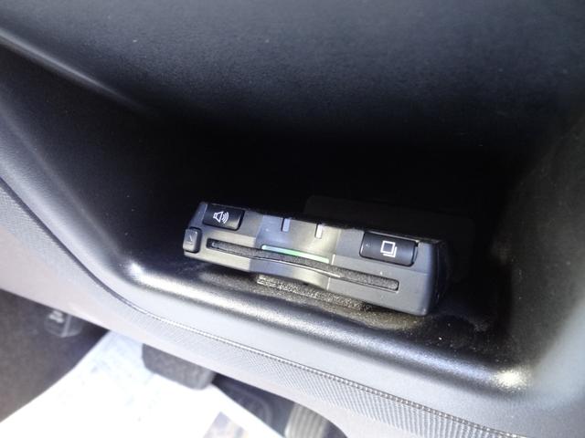 スペイド 　福祉車両　Ｆ　助手席リフトアップシート車　Ａタイプ　　スマートキー　プッシュスタート　純正ＳＤナビ　バックカメラ　フルセグ　Ｂｌｕｅｔｏｏｔｈ　ＥＴＣ　ステリモ　ＨＩＤ　オートライト（20枚目）