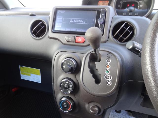 スペイド 　福祉車両　Ｆ　助手席リフトアップシート車　Ａタイプ　　スマートキー　プッシュスタート　純正ＳＤナビ　バックカメラ　フルセグ　Ｂｌｕｅｔｏｏｔｈ　ＥＴＣ　ステリモ　ＨＩＤ　オートライト（23枚目）