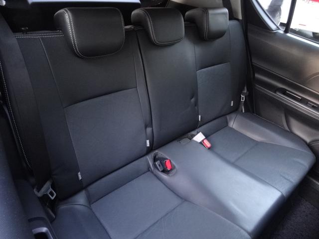 アクア Ｇブラックソフトレザーセレクション　合皮レザー　ＴＳＳ（衝突軽減・レーンアシスト・Ａハイビーム）　シートヒーター　純正９インチナビ　スマートキー　Ｐスタート　Ｆフォグ　エンジンスターター　クルコン　革ハンドル　純正ＡＷ　ＥＴＣ（11枚目）