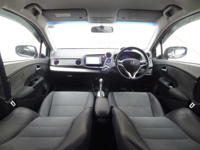 インサイトエクスクルーシブ ＸＬ　インターナビセレクト　クルコン　スマートキー　プッシュスタート　純正アルミ　ＢＴ接続　フルセグ　ＨＩＤ　Ｆフォグ　純正ナビ　ＭＴモード（3枚目）