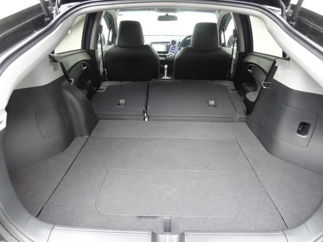 インサイトエクスクルーシブ ＸＬ　インターナビセレクト　クルコン　スマートキー　プッシュスタート　純正アルミ　ＢＴ接続　フルセグ　ＨＩＤ　Ｆフォグ　純正ナビ　ＭＴモード（13枚目）